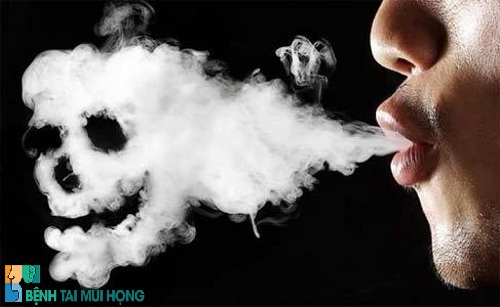 Nguyên nhân gây viêm họng - Do hút thuốc