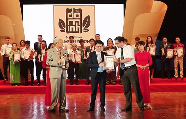 Đỗ Minh Đường từng nhận giải thưởng do người tiêu dùng bình chọn năm 2017