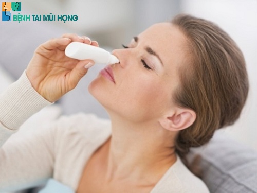 Corticoid dạng hít điều trị viêm mũi
