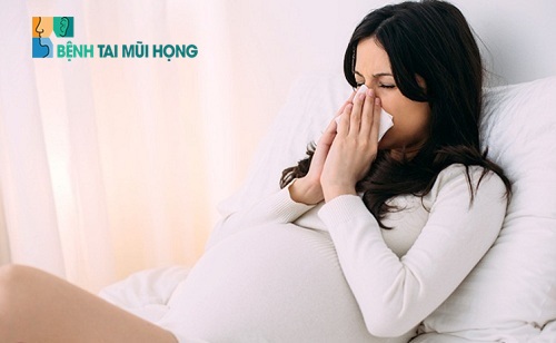 Khắc phục viêm mũi dị ứng khi mang thai bằng thuốc dân gian.