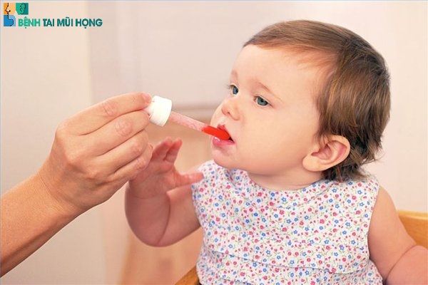 Những lưu ý khi chữa viêm họng cho trẻ sơ sinh