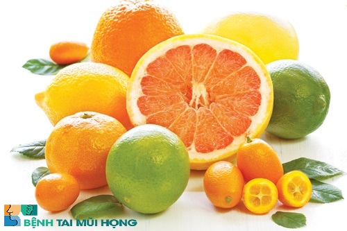 Hoa quả giàu vitamin C là thực phẩm trị viêm xoang tốt nhất