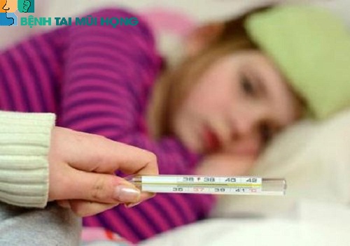 Viêm họng ở trẻ 2 tuổi cần kiểm tra kỹ lưỡng để xác định chắc chắn