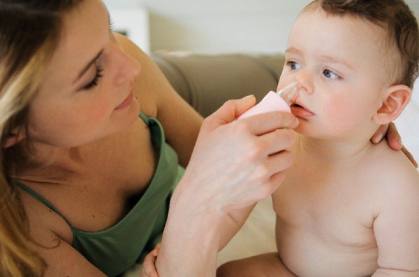 phòng tránh viêm mũi ở trẻ sơ sinh