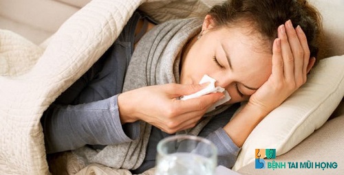 Lycofen giảm các cơn ho do cảm cúm, nhiễm lạnh