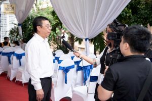 Thầy thuốc ưu tú – Bác sĩ CKII Lê Hữu Tuấn – Nguyên Phó Giám đốc phụ trách chuyên môn bệnh viện YHCT Trung ương